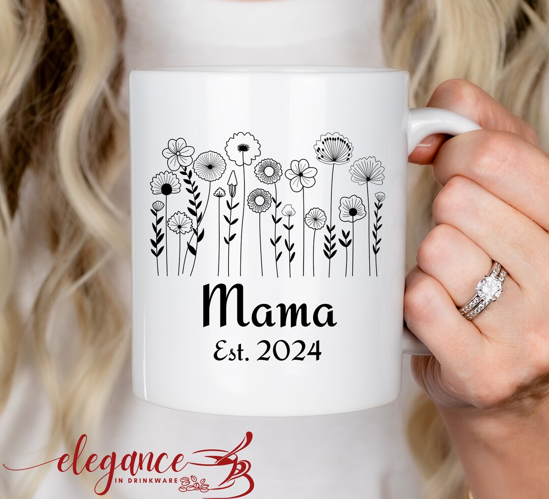 Womens Soon To Be Mama Est 2019 T-Shirt Mothers Day New Mommy Gift Womens Soon To Be Mama Est 2019 T-Shirt Mothers Day New Mommy Gift